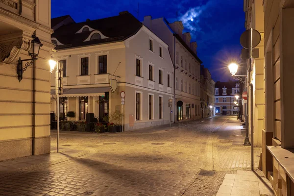 Bydgoszcz. Old houses on in the night illumination. — Zdjęcie stockowe