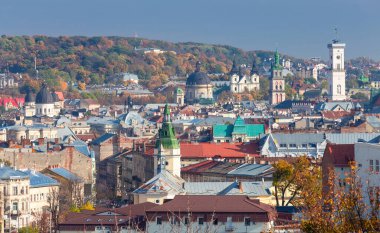 Lviv. Sabah havacılık şehri manzarası.