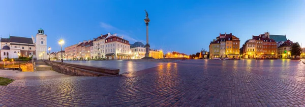Panorama Centralnego Placu Zamkowego Oświetleniu Nocnym Świcie Warszawa Polska — Zdjęcie stockowe
