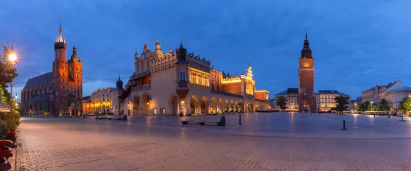 Panoramic View Old Market Square Light Lanterns Dawn Krakow Poland — Stockfoto