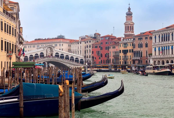 Facades Beautiful Old Medieval Houses Canal Venice Italy — Stock Photo, Image