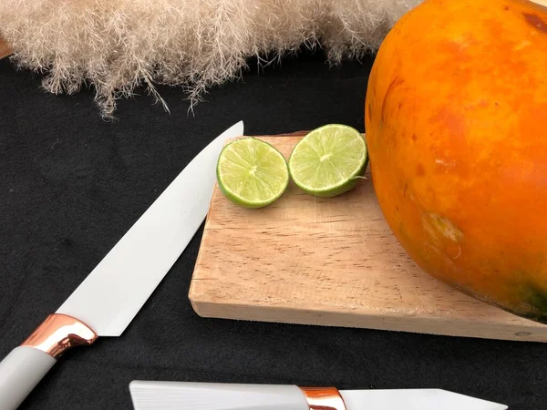 Tuzlu ve limonlu güzel pati kokteyli.
