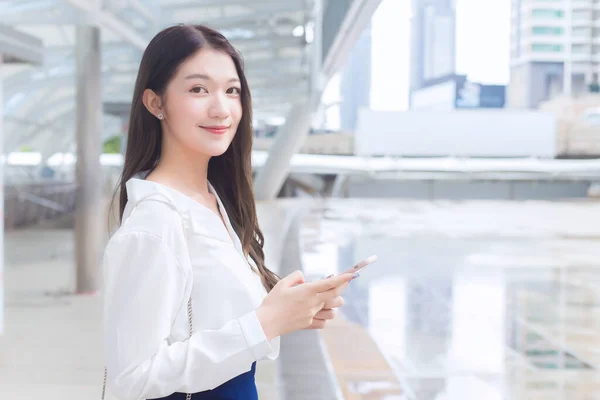 Young Asian Business Female Going Office Workplace Which She Look — Stock Photo, Image