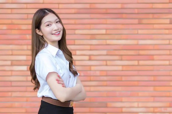 Retrato Estudiante Tailandés Adulto Uniforme Estudiante Universitario Asiática Hermosa Chica —  Fotos de Stock