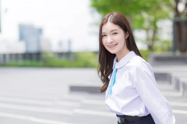 Beautiful Asian High School Student School Uniform Braces Her Teeth — Stock Photo, Image