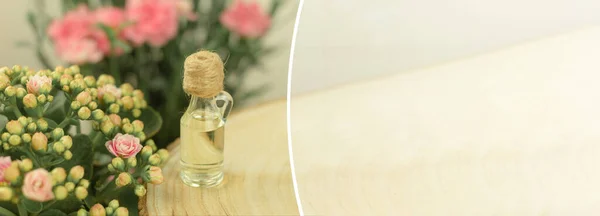 Пляшка Ароматичної Олії Виготовлена Свіжих Пелюсток Квітів Ефірна Олія Гвоздик — стокове фото
