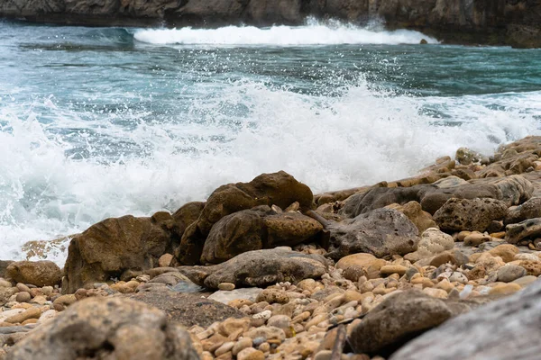 Tropische Achtergrond Strand Met Blauw Water Golven Breken Steen — Stockfoto