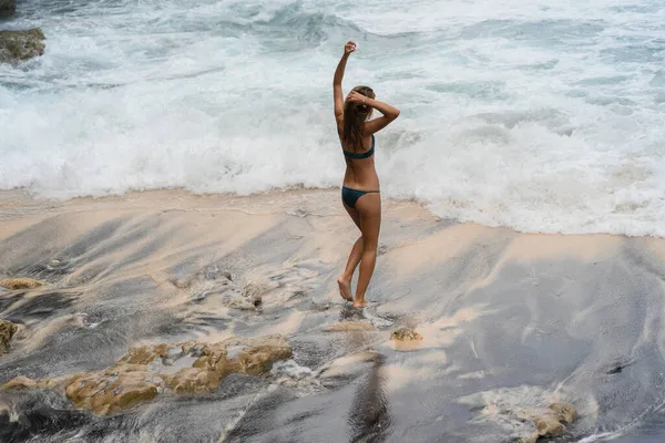 Beautiful Young Slender Woman Long Blond Hair Swimsuit Beach Ocean — Stock Photo, Image