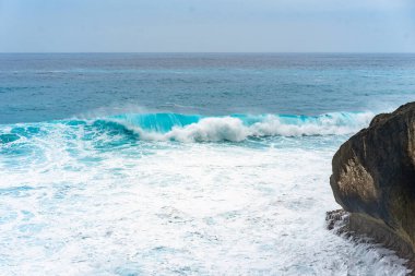Doğal arka plan, okyanustaki dalgalar.