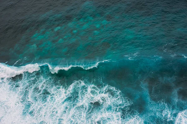 Океан Фон Голубой Океан Пеной Волнами Природный Нард — стоковое фото