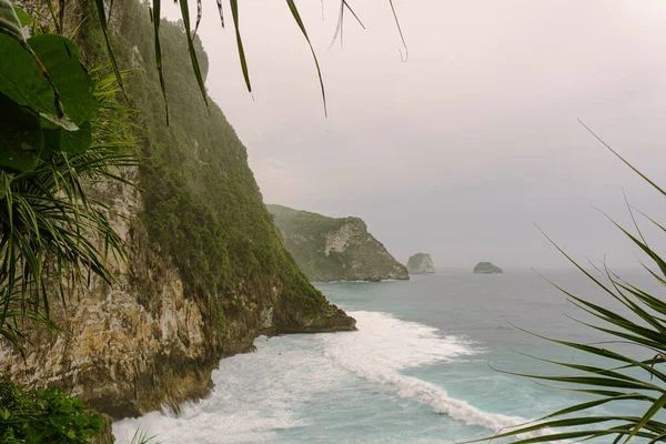 Natural Views Nusa Penida Rocks Ocean Peguyangan Temple — Stock Photo, Image