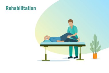 Yaşlılar için rehabilitasyon terapisi. Fizyoterapist, rehabilitasyon doktoru yaşlı adamın bacağına teşhis koydu. Rehabilitasyon, fizyoterapi ve sağlık hizmetleri, travma veya yaralanma sonrası iyileşme.