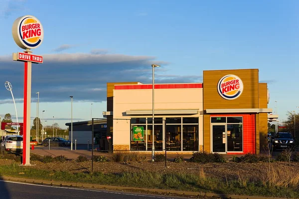 Een Burger King Uitlaatklep Wegwijzer Bij Ontwikkeling Van Het Kwadrant — Stockfoto