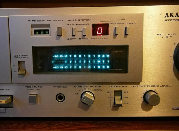 Close Retro 1980S Akai Stereo Cassette Deck Digital Meters — Stock Photo, Image