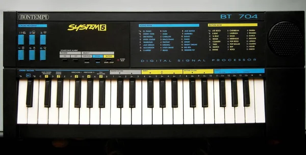 Vintage Bontempi System Electronic Keyboard Royalty Free Stock Fotografie