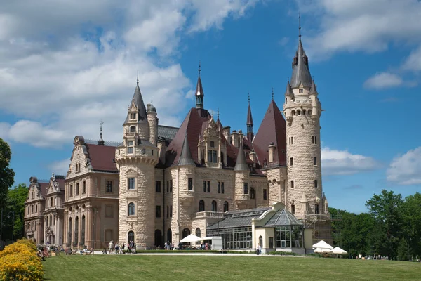 Замок Мосна Сонячний День Прекрасний Казковий Палац Верхній Сілезії Польща — стокове фото