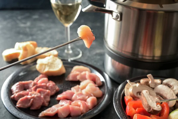 Hot Oil Fondue Pieces Meat Vegetables Fried Pot Sizzling Fat — Stock Photo, Image