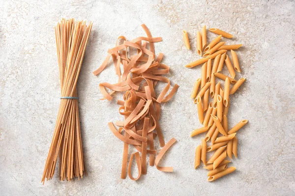 Volkoren Pasta Assortiment Spaghetti Tagliatelle Penne Rigate Gezonde Noedels Met — Stockfoto