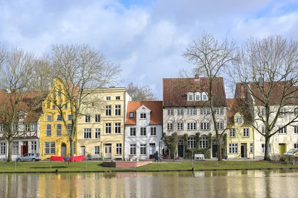 Schöne Historische Hausfassaden Ufer Der Trave Der Altstadt Der Hansestadt — Stockfoto