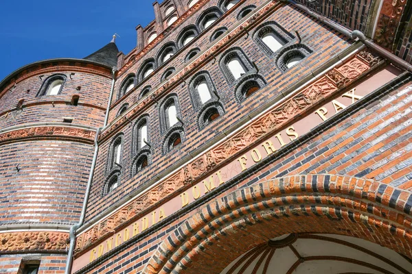 Partie Porte Holstentor Holsten Lubeck Allemagne Monument Médiéval Brique Rouge — Photo