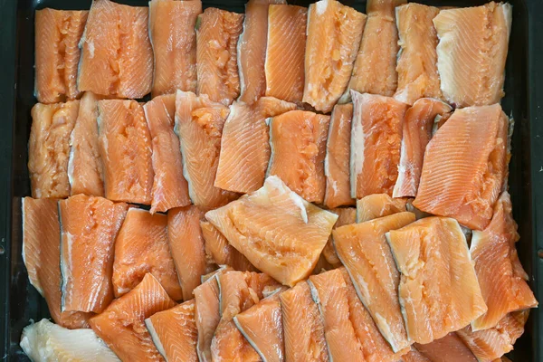 Många Tillagade Delar Röding Fisk Redo För Stekning Matlagning Professionell — Stockfoto