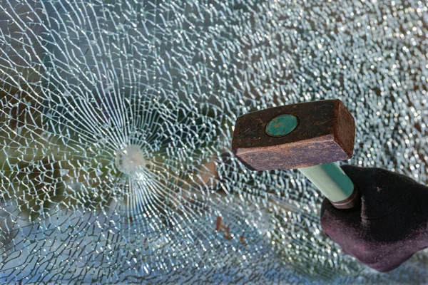 Hand Hammer Broken Window Made Safety Glass Concept Burglary Vandalism — Stock Photo, Image
