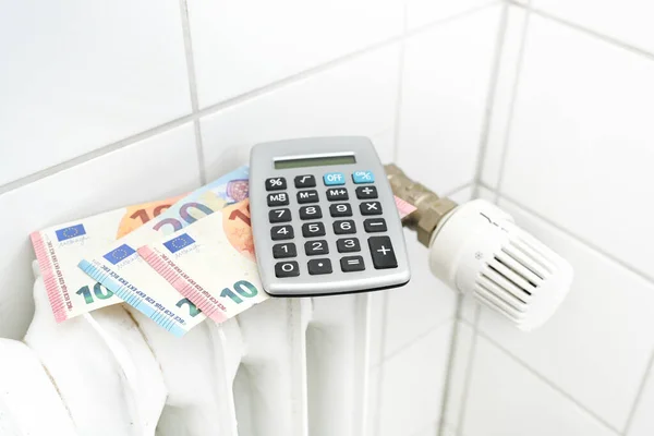 European Notes Calculator Old Heater Concept Saving Energy Costs Inflation — 스톡 사진