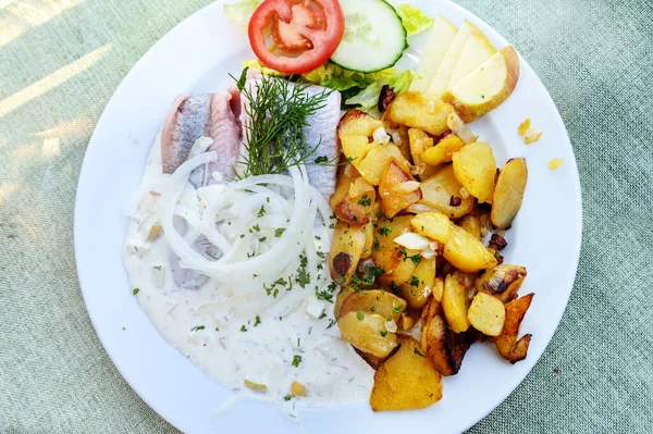 Matjes Fillet Soused Herring Cream Sauce Onions Served Fried Potatoes — Stockfoto