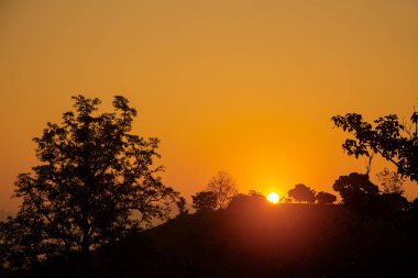 Tayland 'da sabah sisi altında dağlar Chiang Mai