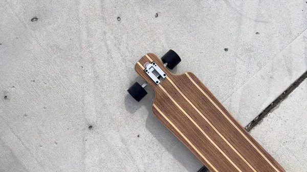 Skateboard Betonovém Povrchu Horní Pohled — Stock fotografie