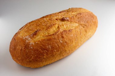 beyaz arka planda taze beyaz ekmek