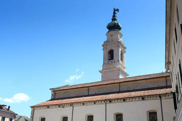 Templom Belluno Katedrális Toronnyal Történelmi Város Belluno Olaszország — Stock Fotó