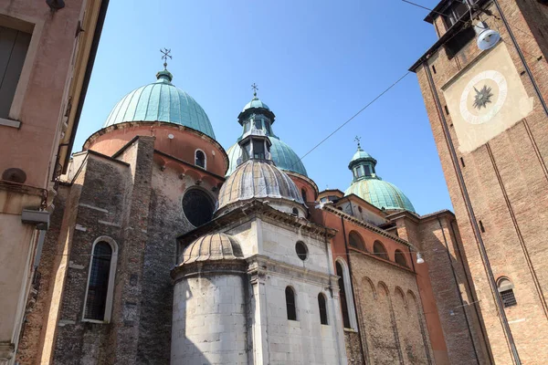 Treviso Templom Székesegyház Kupolákkal Veneto Olaszország — Stock Fotó