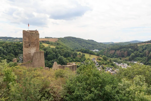 Panorama View Ruins Castle Loewenburg Hill Spur Eifel Village Monreal — Foto de Stock
