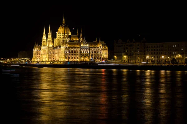 Édifice Parlement Hongrois Illuminé Nuit Budapest Hongrie — Photo