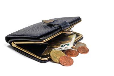 Beyaz bir arkaplan karşısında bozuk para çantası