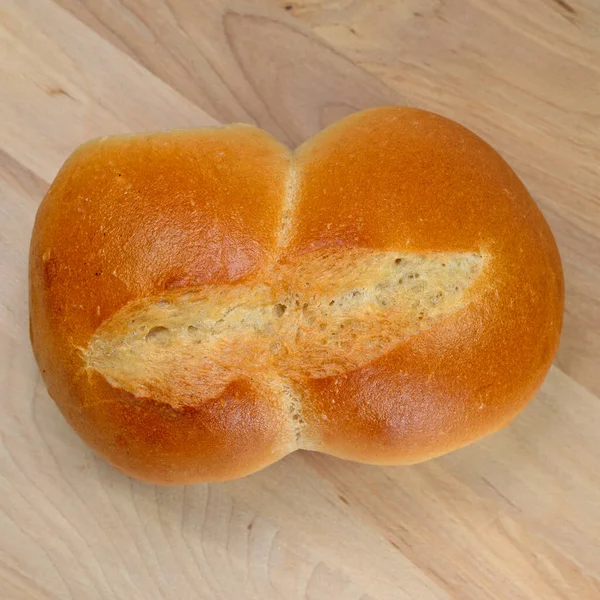 近くにいるパン屋さんの小麦パン — ストック写真