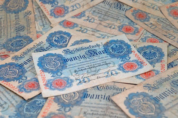 Многие Немецкие Банкноты Рейха 1914 Года — стоковое фото