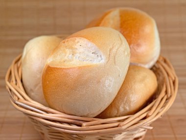 Sepette buğday çörekleri