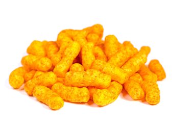 Beyaz arkaplanda izole edilmiş yer fıstığı taklaları