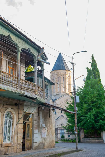 Резной Деревянный Дом Возле Церкви Кутаиси Высокое Качество Фото — стоковое фото