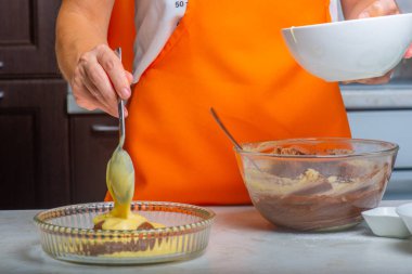 Kakaosuz hamur küflenir.