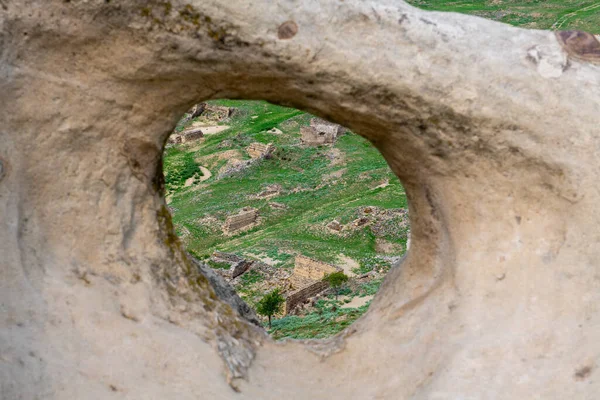 Window in a cave in Uplistsikhe in Georgia — Stock Photo, Image