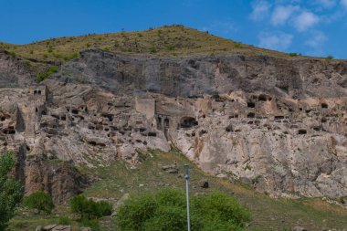 Uplistsikhe eşsiz bir şehre heyecan verici bir yolculuk.