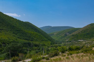 Yazın Georgia 'da doğanın güzel manzaraları