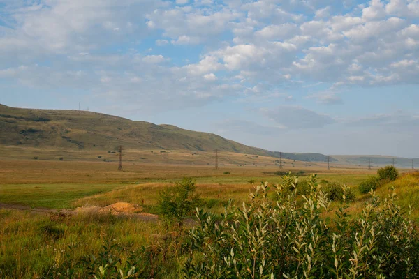 Amazing field landscape in summer in georgia — Stock Photo, Image