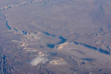 Uçaktan gökyüzü çok güzel.