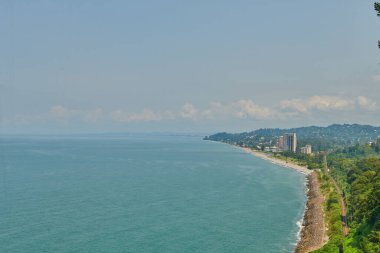 Batumi 'deki botanik bahçesinden deniz manzarası. Yüksek kalite fotoğraf
