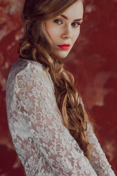 Large Portrait Girl White Lace Dress Red Background — Stock Photo, Image