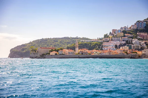 View from water of the old town of Budva city in Montenegro, view from island of St. Nicholas — Stock Photo, Image